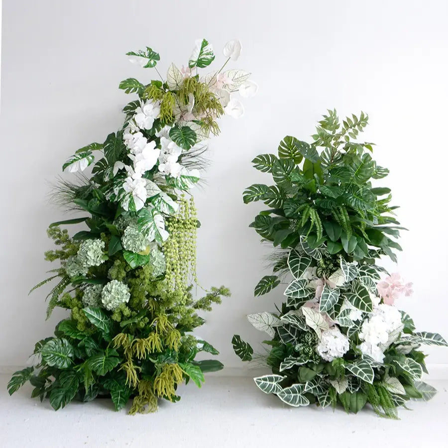 100% handmade, the green leaf floral pillar provides a lifelike appearance and is easy to set up. 