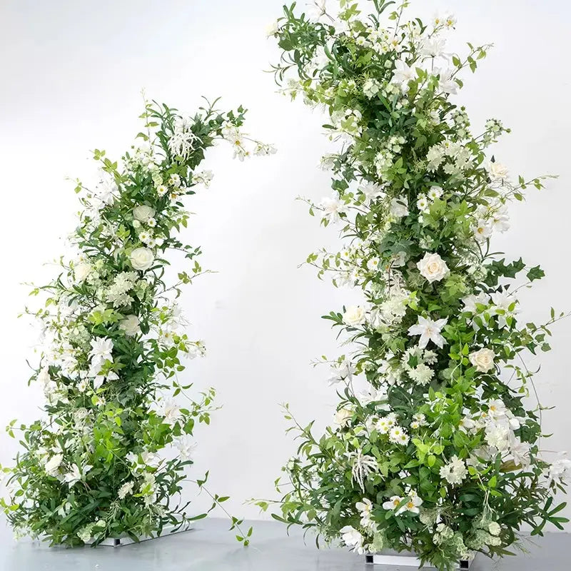 100% handmade, the green flower arch provides a lifelike appearance and is easy to set up.