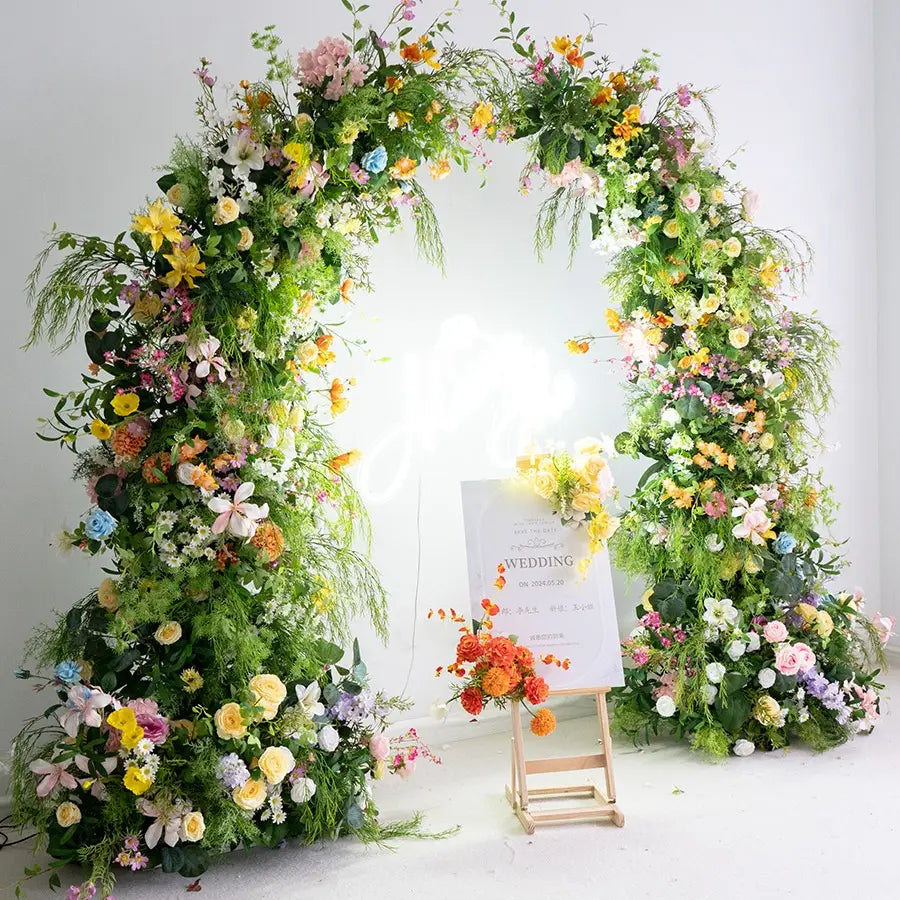 The green garden flower arch features a fabric backing, ensuring lifelike shapes and vibrant colors. 