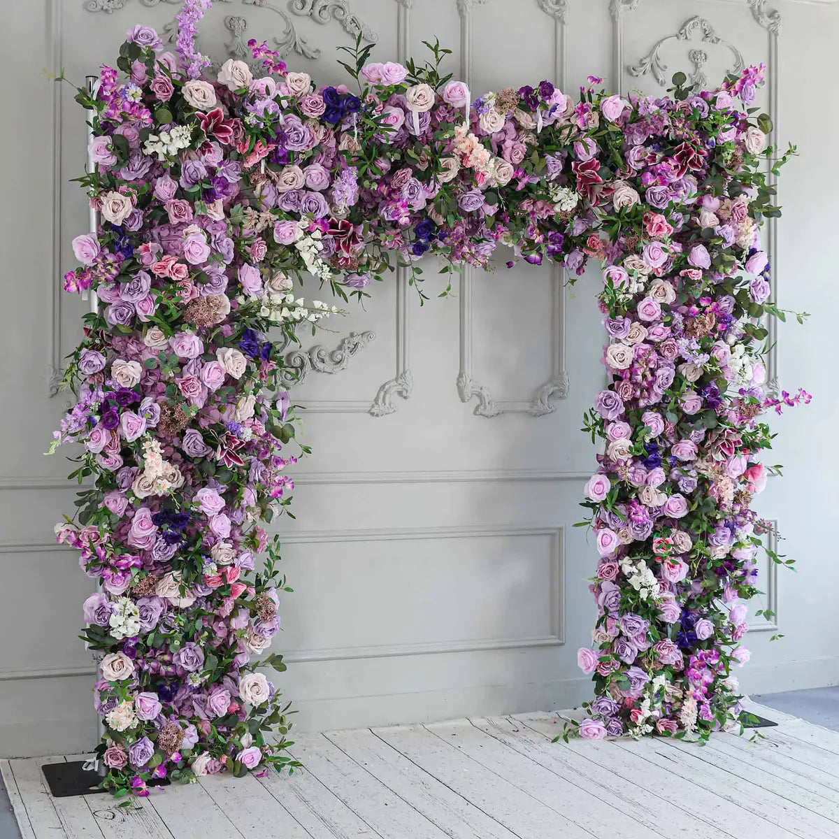 Fade-resistant and realistic, the 7D purple green flower arch side view features a fabric backing.