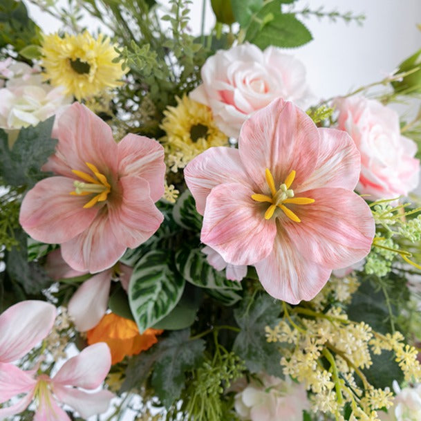 Vibrant colors give the green pink hanging flower set detailed realism and beauty.