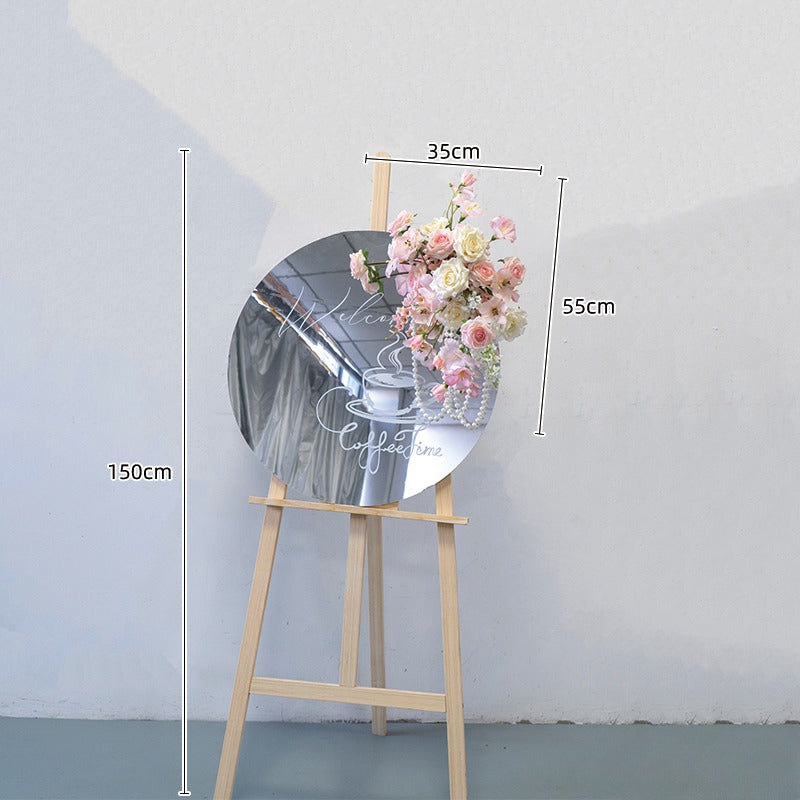 100% handmade, the light pink mirror flower arrangement provides a lifelike appearance and is easy to set up. 