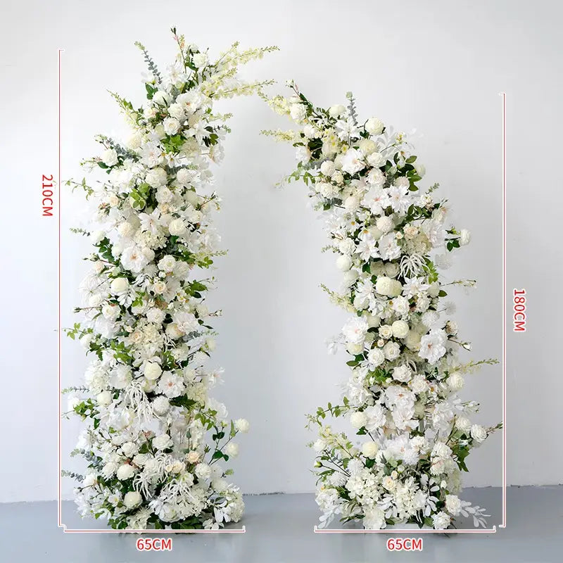 100% handmade, the white flower arch provides a lifelike appearance and is easy to set up.