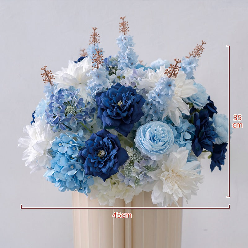 100% handmade, the blue hanging flower set provides a lifelike appearance and is easy to set up. 