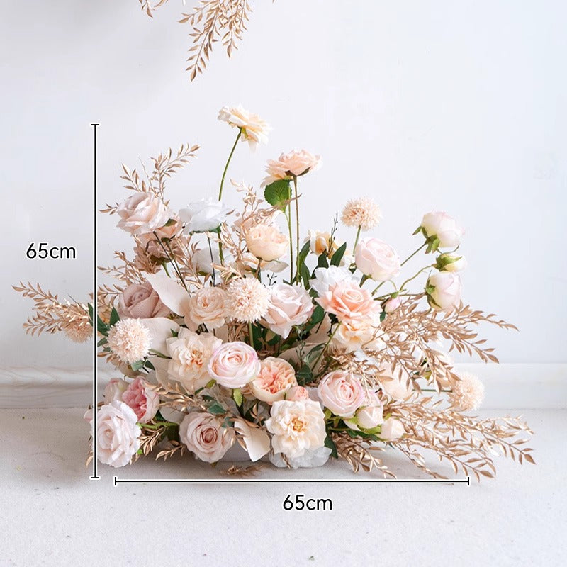 100% handmade, the pink hanging flower set provides a lifelike appearance and is easy to set up. 