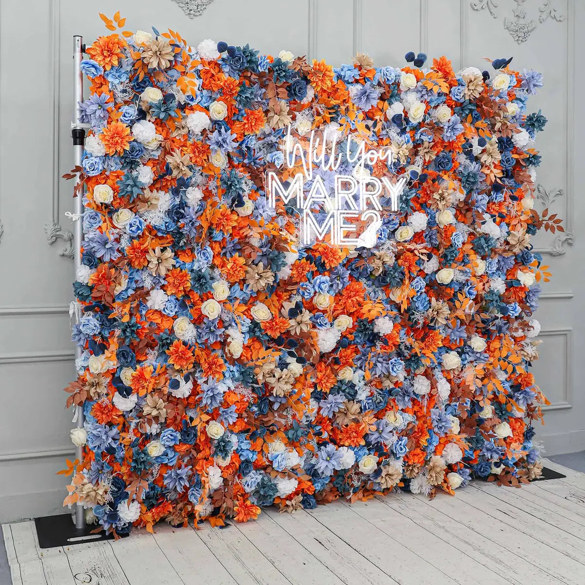 Fade-resistant and realistic, the orange blue flower wall side view features a fabric backing.